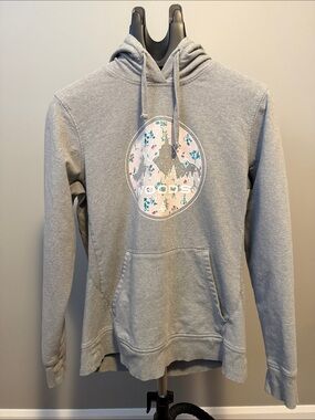 Women's Gray Pullover Hoodie - Mountain Graphic